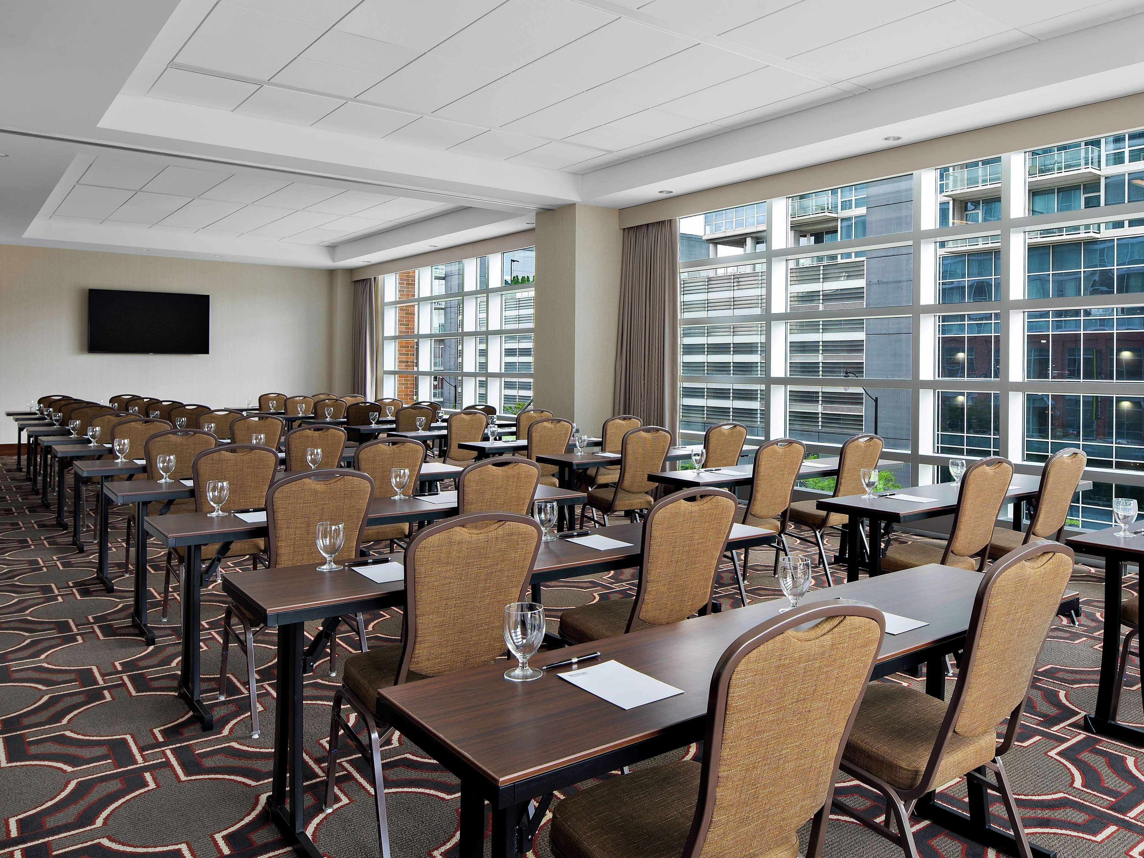 Home2 Suites By Hilton Chicago Mccormick Place Ngoại thất bức ảnh
